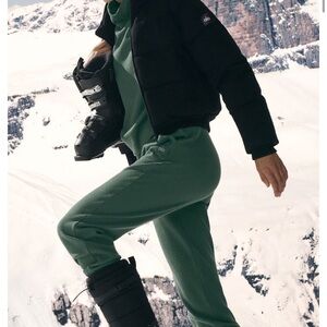 SET: ALO Yoga Clover Green Mock Neck Sweater and matching pants. Worn once.